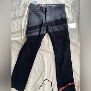 Denizen from Levi's Men's Black Skinny Jeans